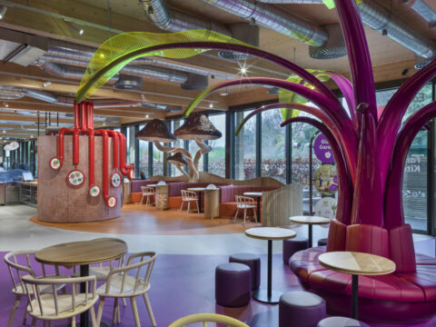 Superbase Andrew Meredith Kew Gardens Londen