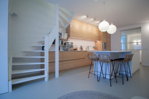 Superbase gietvloer Shade in keuken